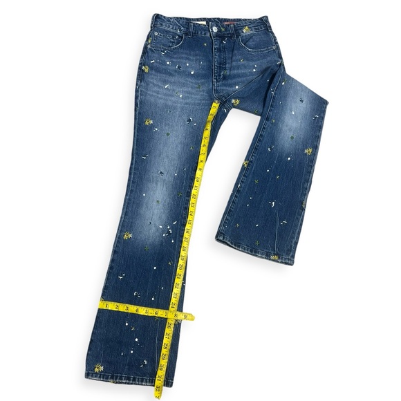 Anthropologie Pilcro The Icon Flare Jeans paint splatter and embroidery Size 27 - Picture 6 of 10